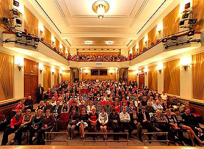 Geraldine Aron: Můj báječný rozvod - Eliška Balzerová, slavnostní představení k výročí 20 let Městského divadla Český Krumlov 20.9.2013, foto: Lubor Mrázek (20/44)