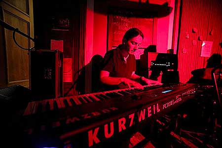 František Zborník: Dvojí pravda o&nbsp;Vilémovi z&nbsp;Rožmberka - Divadelní klub Českokrumlovská scéna, slavnostní představení k&nbsp;výročí 20 let Městského divadla Český Krumlov 21.9.2013, foto: Lubor Mrázek (119/124)